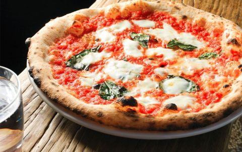 La storia della pizza napoletana